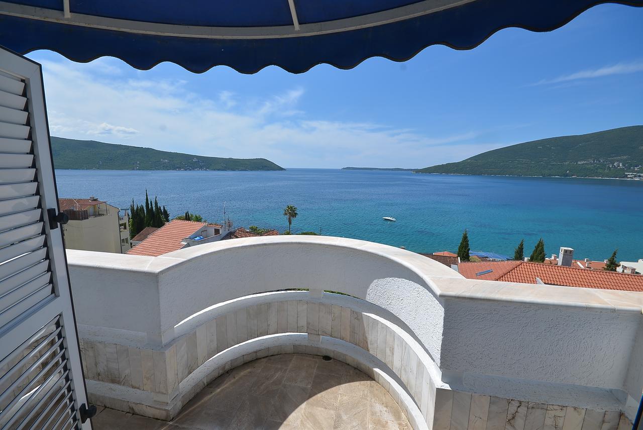 Hotel Vila Margot Herceg Novi Buitenkant foto