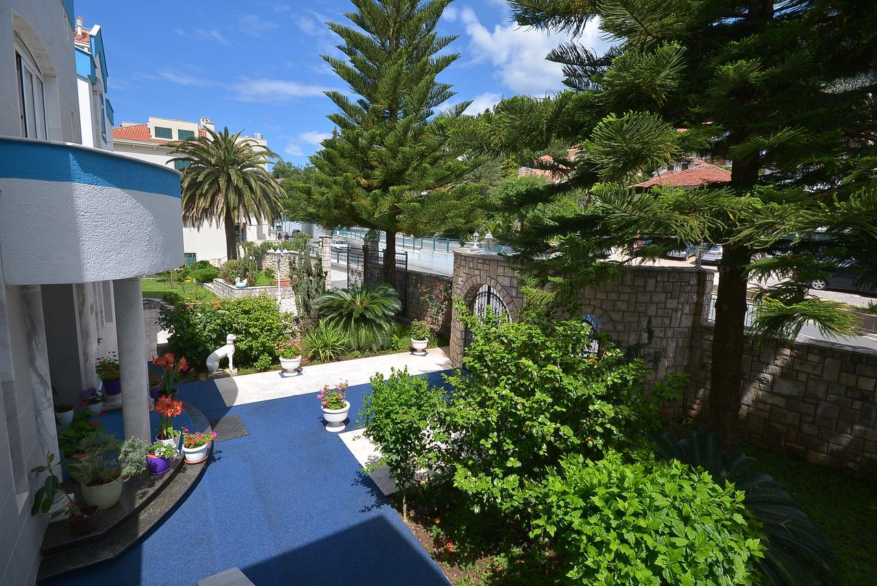 Hotel Vila Margot Herceg Novi Buitenkant foto